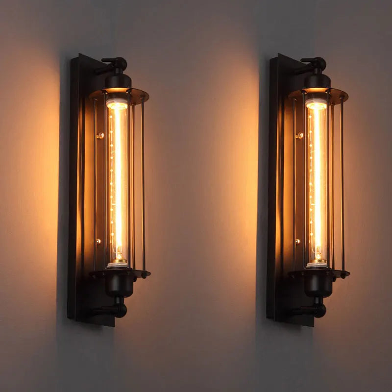 Black Rouge Wall Light