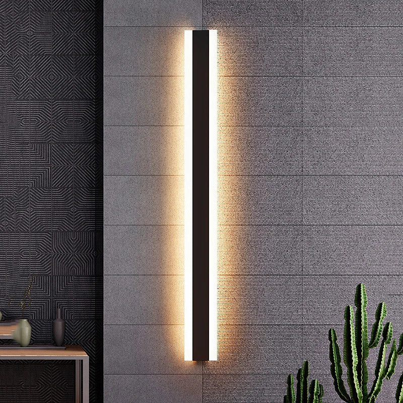 Stripe Lined Wall Light