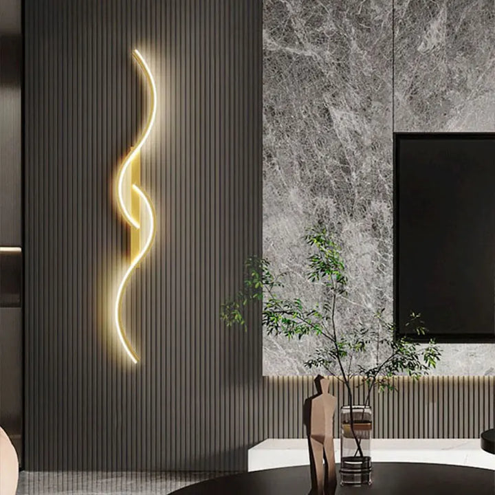 Dua Curve Wall Light