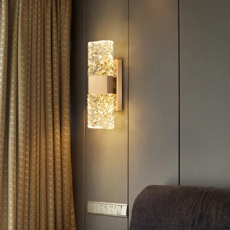 Magnifica Crystal Wall Light