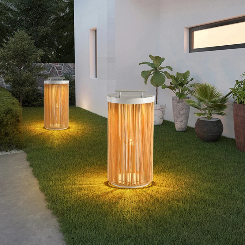 Solara Luxe Outdoor Light