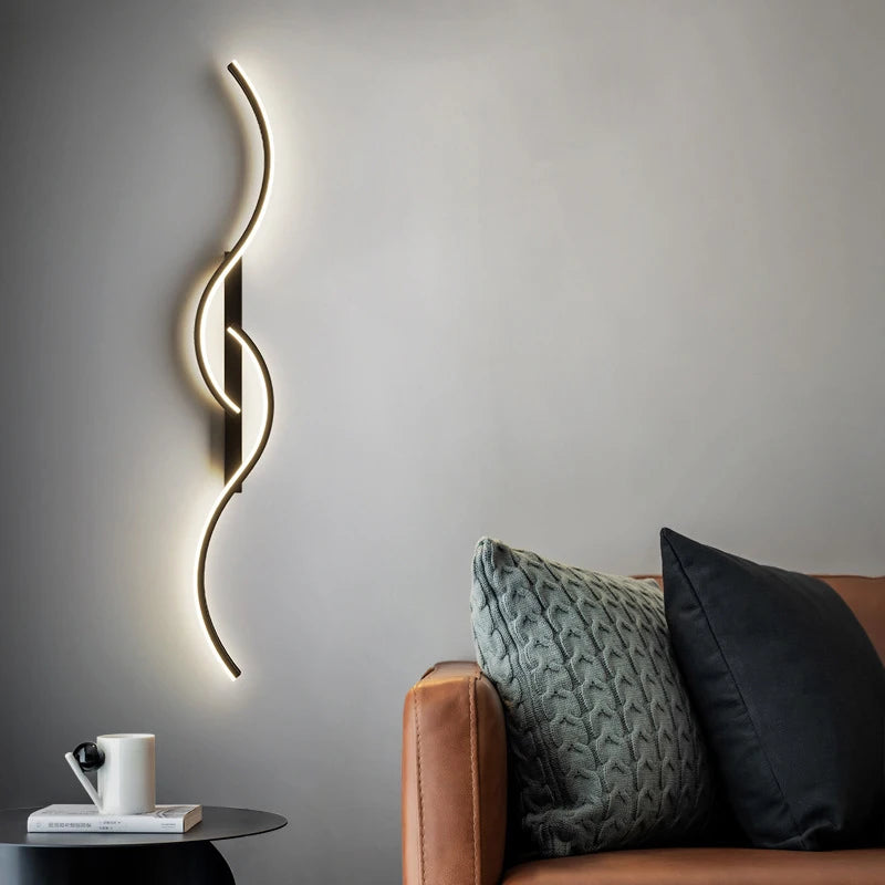 Dua Curve Wall Light